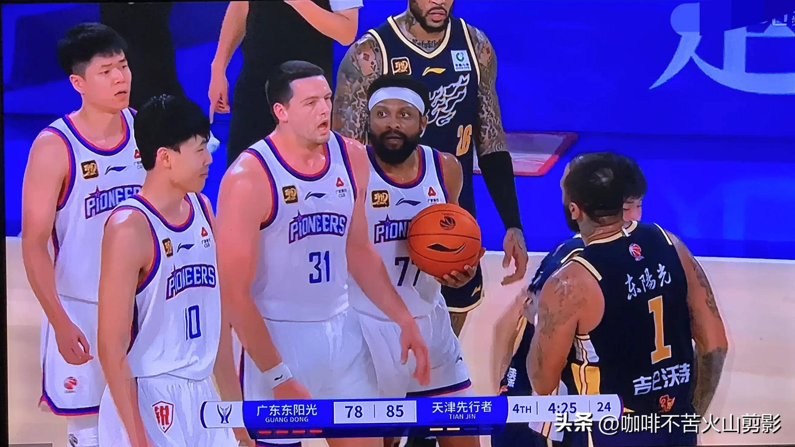 南方球队客场状况不佳，遭遇两连败