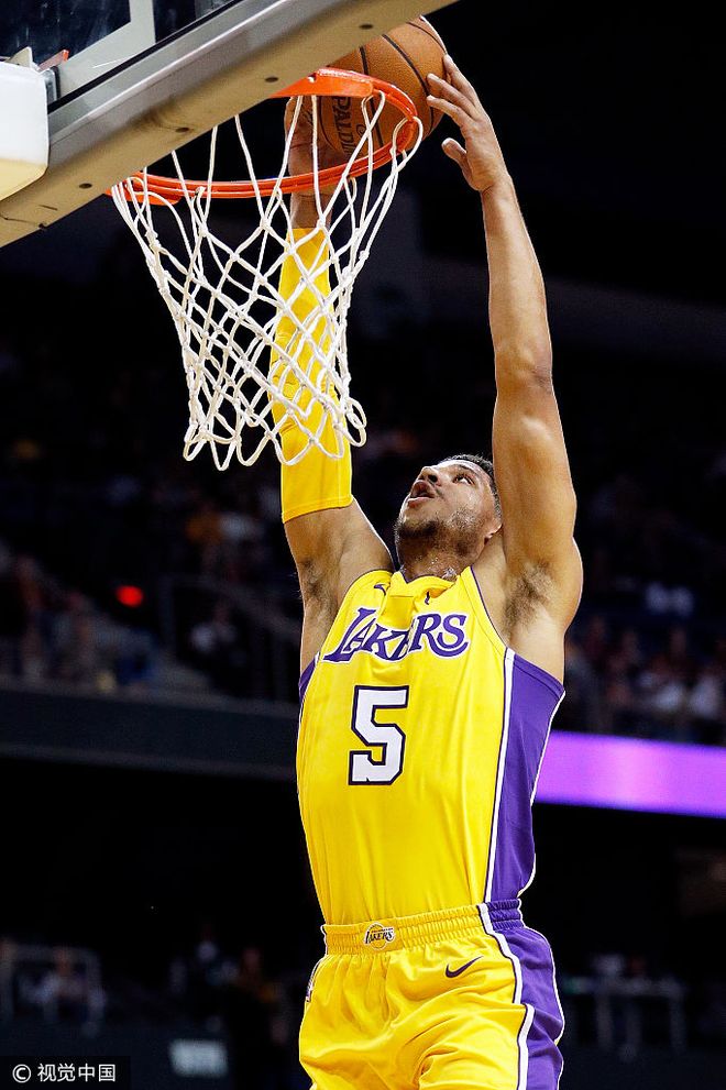 高赫为什么改名叫孙兴