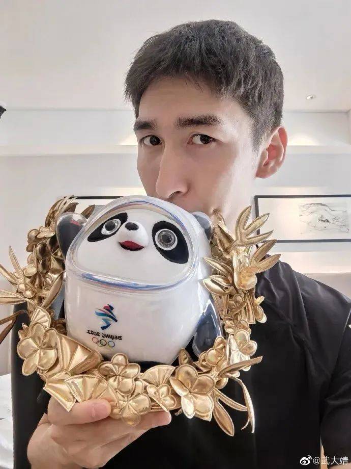  辽宁男篮打球视频 