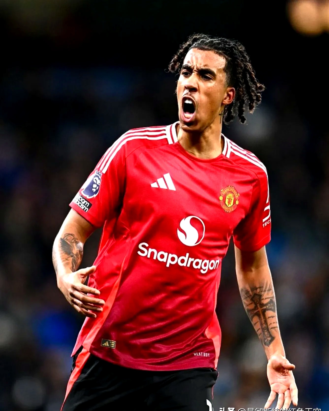 世锦赛转会风云：费内巴切盯上锋线强援，萨拉赫或成交易筹码(费内巴切官网)