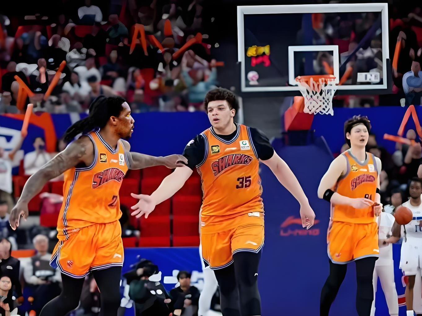  NBA季后赛转会风云：广州队盯上锋线强援，塔图姆或成交易筹码